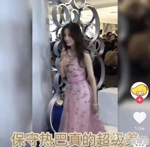 为什么让人着迷露脸走光XXⅩXXX合集为何拥有如此高人气的秘密